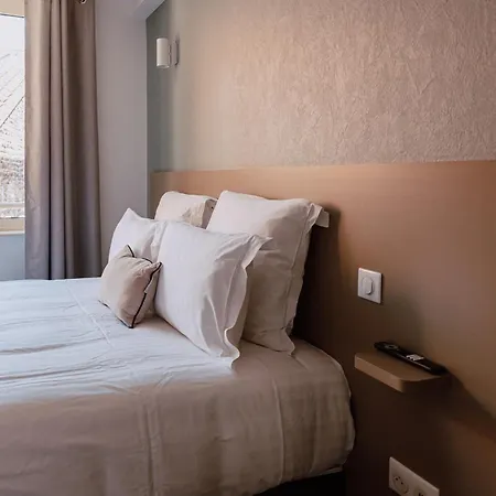 Mage - La Grenette 3*